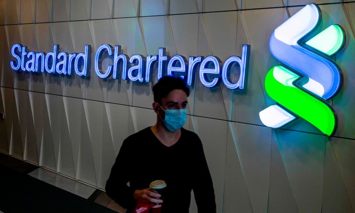 Standard Chartered moves to permanent flexible working