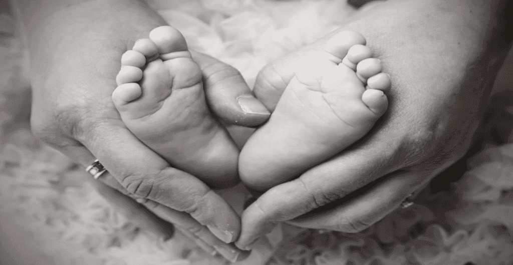 UK plans paid maternity leave for ministers to promote women in politics