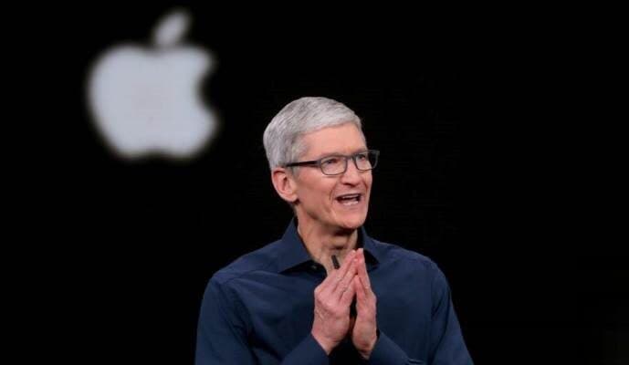 Apple to delay office returns to October