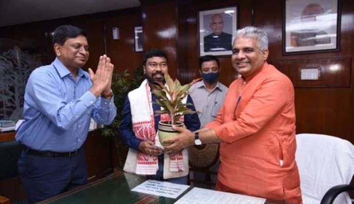 Bhupendra Yadav takes charge as Union Minister -Labour & Employment