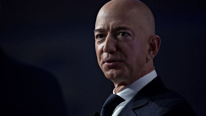 HR Insights: Jeff Bezos leaves enduring legacy as he steps away as Amazon CEO - SightsIn Plus