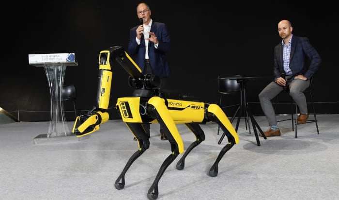 Hyundai mulls robot dog Spot for facility inspector job