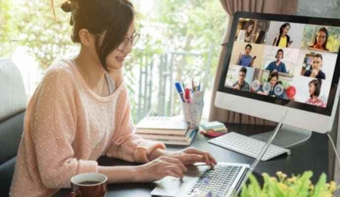 IT companies may stick to a hybrid work by mid of 2022 amid Covid spread