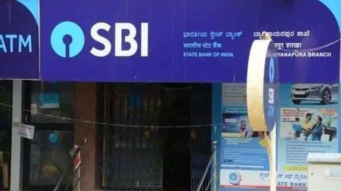 Women candidates with more than 03 months of pregnancy will be considered “temporarily unfit” – SBI