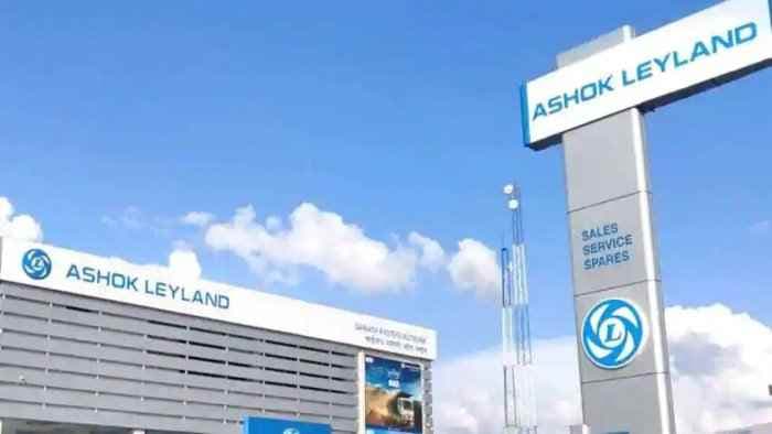 Ashok Leyland appoints Shenu Agarwal as MD and CEO