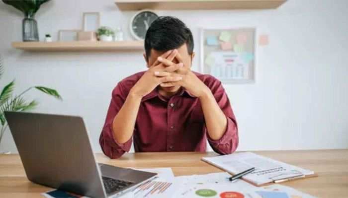 65% Job seekers are depressed over Layoffs, unable to give 100%