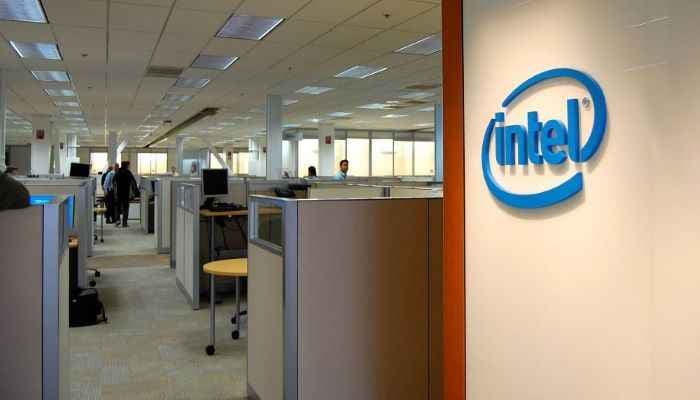 Intel announces layoffs and pay cuts, CEO to take 25% pay cut