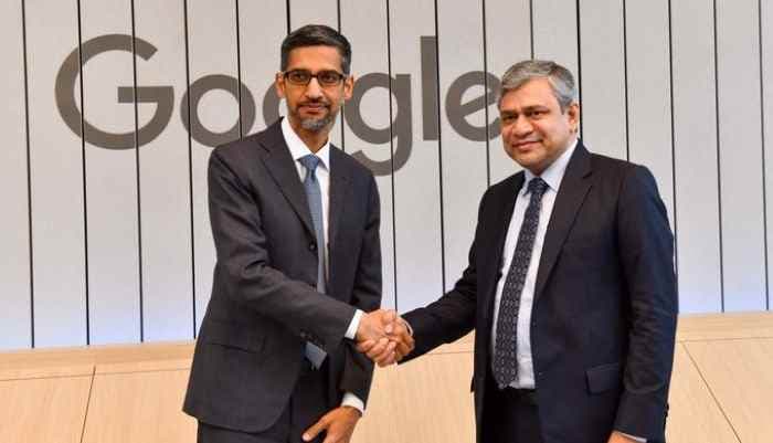 Ashwini Vaishnaw Discussed on Make-In-India With Google CEO