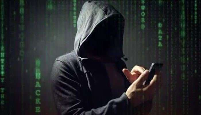 Bengaluru entrepreneur humorously responds to job scammers