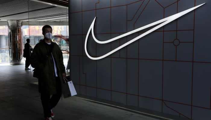 Nike plans to sack hundreds of employees to cut costs