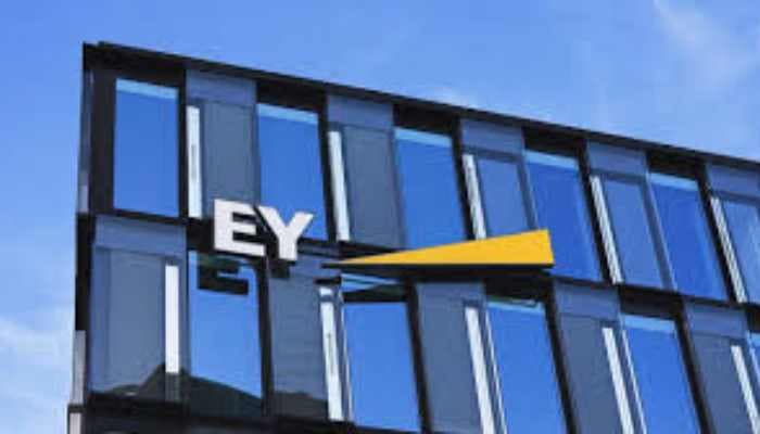 EY Axes Employees Over Simultaneous Training Sessions