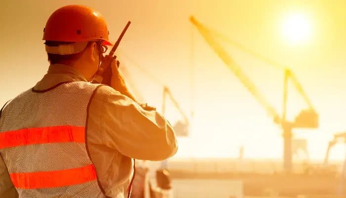 Karnataka Workers Seek Relief from Scorching Heat with Revised Timings