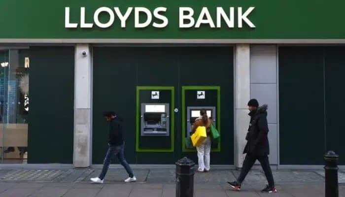 Lloyds Banking Group to Shift 4,000 IT Roles to India in 2025