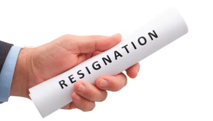 Workplace Culture Clash: Employee Leaves Job on Day One