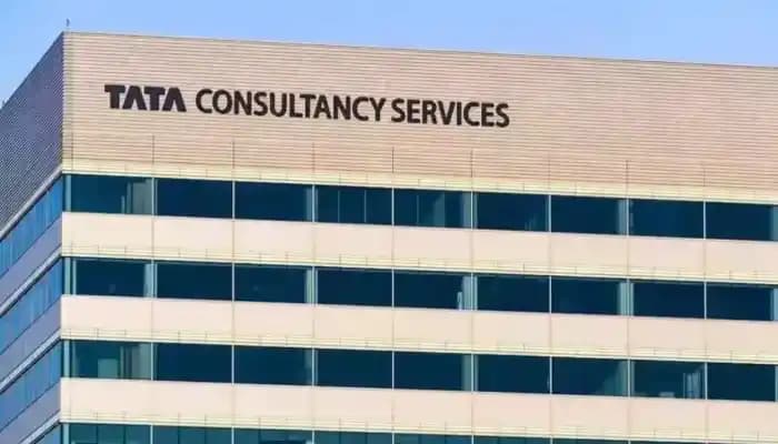 TCS Headcount Falls by 19,755 in Q2 FY26