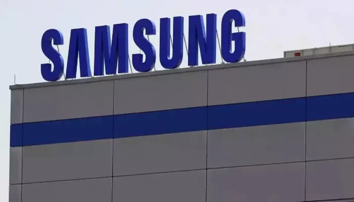 Samsung Reduces Financial Barrier to Adoption for Global Staff
