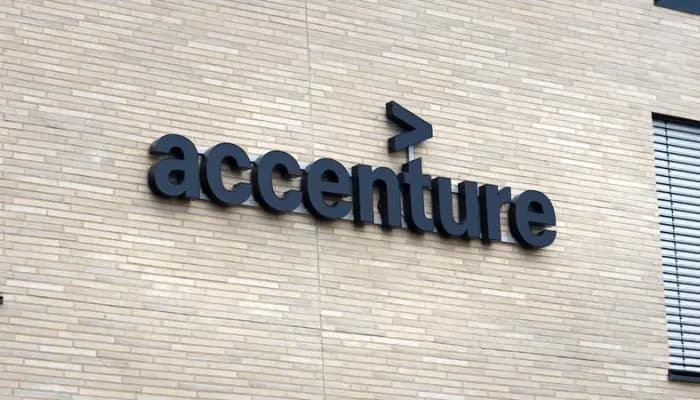 SightsIn Plus Article: Better Times for IT Jobs? Accenture Signals Recovery with 7,000 New Hires in 2026