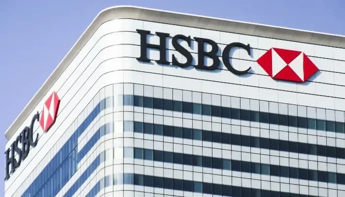 From Back Office to Bots: HSBC Eyes 10% Workforce Cut to Boost AI Efficiency