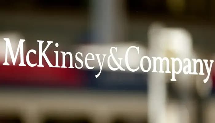 McKinsey Urges Firms to Cut Management Layers for AI Efficiency