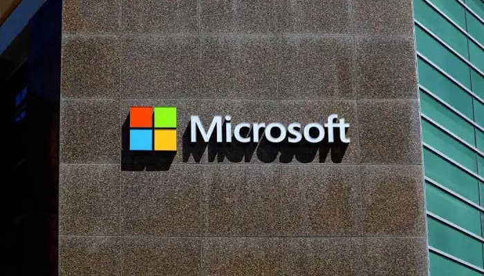 Microsoft AI CEO Warns These White-Collar Roles Face Full Automation
