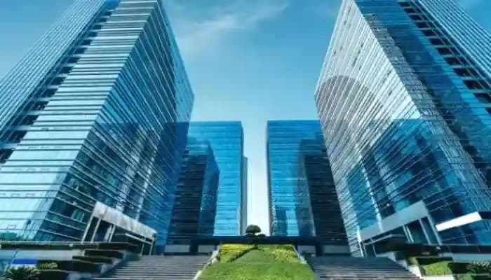 SightsIn Plus Article: Major GCC Announcements in 2026 Set to Create Thousands of Jobs in India